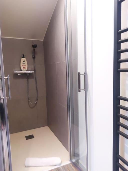 Suite Mansardee Independante, 25Min Lyon-Villefranche Chazay-d'Azergues Exterior foto